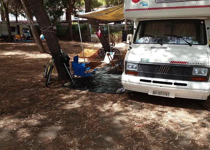 מלון Camping Columbia מונטג'ורדאנו